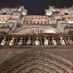 Fachada de la catedral de Notre Dame de París