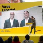 Oriol Junqueras se estrenó ayer en un mitin, junto a Raül Romeva, en Cambrils (Tarragona)