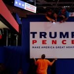 Últimos retoques en el estadio que acoge la convención republicana en Ohio