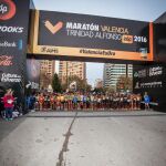 Foto de la salida de la 36 edición Maratón Valencia Trinidad Alfonso EDP