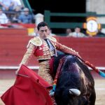 Paco Ureña en el mano a mano con Román en Valencia / EFE