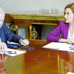 La ministra de Política Territorial, Meritxell Batet, junto al conseller catalán de Acción Exterior, Ernest Maragall, el lunes en Madrid