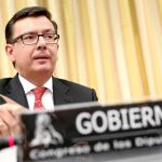 Román Escolano, ministro de Economía, ayer, en el Congreso