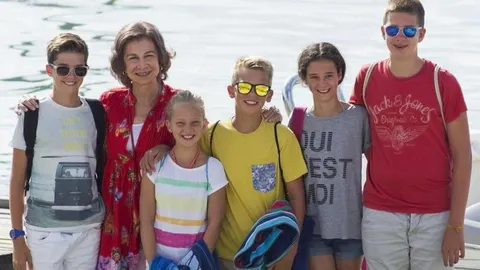 Doña Sofía: La misma abuela para todos sus nietos