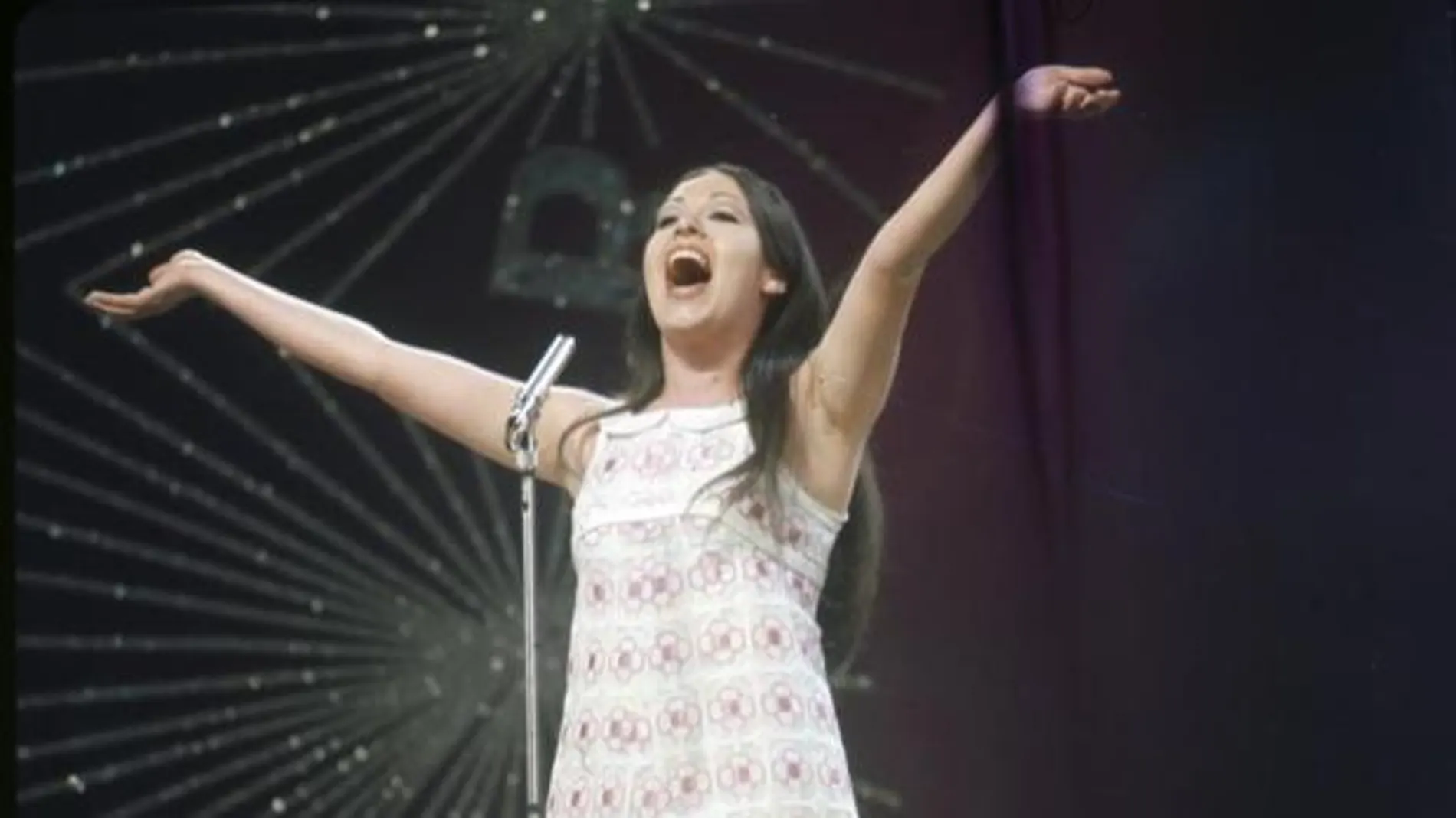 Massiel, en el Royal Albert Hall de Londres, donde se celebró Eurovisión en 1968