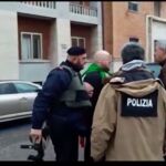 Momento de la detención del autor de los disparos. Twitter