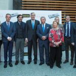 Javier Vega con el alcalde de Ávila, José Luis Rivas, y el popular Pablo Casado, entre otros