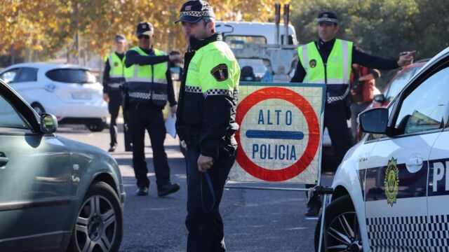 La Razón. Actualmente, la plantilla policial tiene 1.578 efectivos, mientras que en el año 2009 había 1.699 agentes. Este año se jubilarán 25 policías y 110 pasarán a segunda actividad.