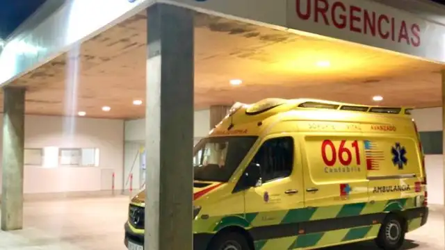 Los servicios de emergencias del 061 y de atención primaria de Laredo le practicaron maniobras de reanimación en el lugar del suceso antes de trasladar al bebé a Valdecilla, donde ha fallecido a las 3.30 horas Los servicios de emergencias del 061 y de atención primaria de Laredo le practicaron maniobras de reanimación en el lugar del suceso antes de trasladar al bebé a Valdecilla, donde ha fallecido a las 3.30 horas