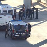 Cinco vehículos de apoyo y un helicóptero con visión nocturna y base permanente en Ceuta completan este primer refuerzo inicial