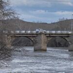 Imagen del Ebro a su paso por la localidad de Lodosa