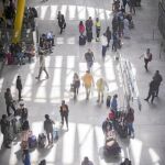 Por los aeropuertos de la red de Aena pasaron el año pasado casi 250 millones de pasajeros. Este año se espera que la cifra crezca un 5,5%