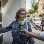 LA RAZÓN. La exedil del Ayuntamiento de Valencia, María José Alcón, una de las principales imputadas en la causa Imelsa, y sobre la que se sustenta buena parte de la acusación, se quitó la vida el pasado sábado arrojándose al vacío desde su casa de Callosa de En Sarrià
