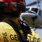Recientes sentencias judiciales han establecido que no se puede sancionar a un bombero que no se incorpora a una «localización» durante su día libre, lo que unido a la desafección laboral, puede generar falta de efectivos en un incendio grave. (KIKE TABERNER)