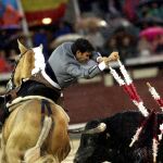 Galán clava un par a dos manos sobre el perla «Apolo» hoy en Las Ventas