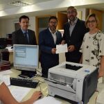 La Razón. Los portavoces de Cs, Miguel Sánchez, y PP, Víctor Martínez, ayer en la Asamblea Regional