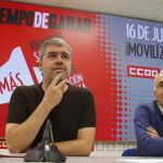 Los secretarios generales de UGT y CCOO, Pepe Álvarez (d) y Unai Sordo, presentan las movilizaciones para el 16 de junio / Foto: Efe