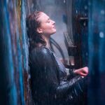 Fotograma cedido por Twentieth Century Fox donde aparece la actriz Sophie Turner como Jean Grey, durante una escena de la película de acción "Dark Phoenix"