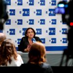 Ada Colau propone que la T-Jove pase a ser mensual y cueste 30 euros cada mes en vez de los 105 trimestrales, también que la t-16 se amplíe a tres zonas