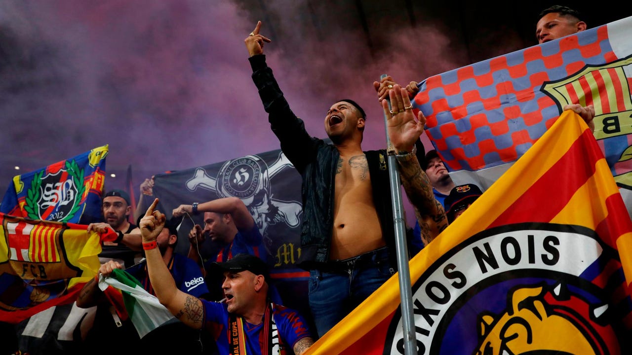 La Policía detiene a 21 ultras relacionados con los incidentes violentos de la Final de la Copa del Rey