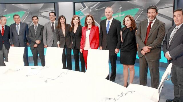 El presidente Fabra se sometió ayer a las preguntas de los directores de los principales medios de comunicación de la Comunitat en Nou