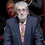 José Manuel Lara dedicó ayer el título de Hijo Adoptivo de Sevilla a su padre, José Manuel Lara Hernández