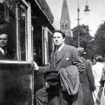 Thomas Wolfe era un hombre atormentado, entregado a la pasión de la literatura, que no logró la fama que merecía y que murió antes de que la crítica lo reivindicara