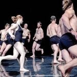 «Opus» mezcla circo, danza y la música en directo de Shostakóvich