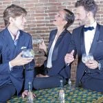 De izqda. a dcha., Oriol Elcacho, Laura Ponte y Enrique Solís Tello