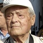 Valencia homenajea a Cano en el día de su centenario