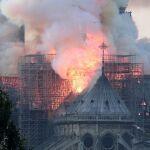 El incendio en la catedral de Notre Dame el pasado 15 de abril / Efe