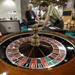 Jugar al rojo o al negro en la ruleta francesa, la apuesta más «segura»