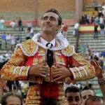 El Fandi abandona El Plantío a hombros