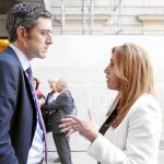 La líder del PSOE de Sevilla aprovechó para mantener un encuentro con Eduardo Madina, uno de los posibles aspirantes a liderar el partido tras las Primarias.