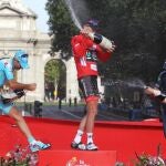 Horner en el podio situado en la madrileña puerta de Alcalá
