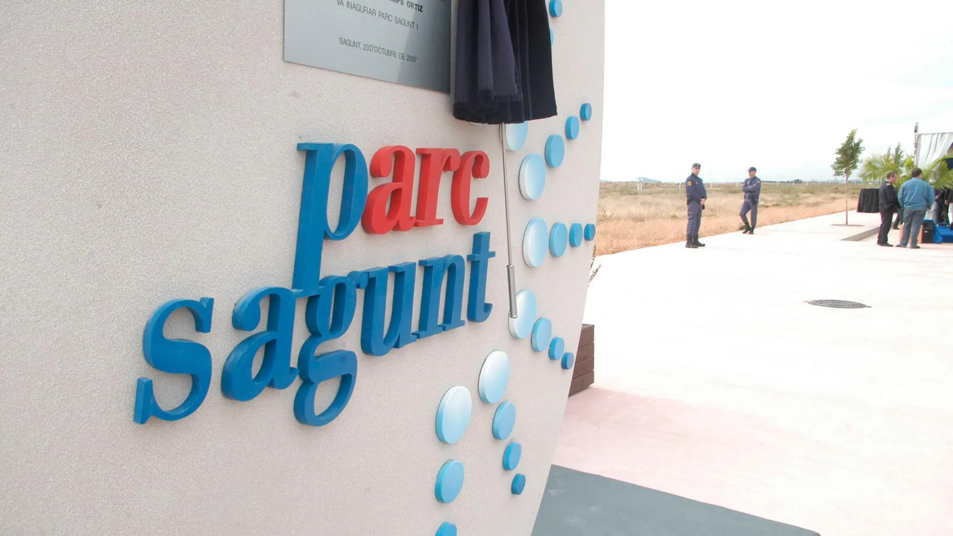 El 24 de octubre de 2007 el entonces presidente de la Generalitat valenciana, Francisco Camps, inauguró la primera fase de Parc Sagunt. LA RAZÓN