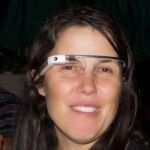 Cecilia es desarrolladora de software para las Google Glass