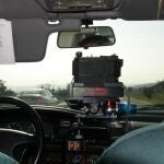 Un vehículo de la Guardia Civil de Tráfico equipado con un radar de veleocidad