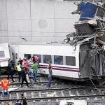 Estado en el que quedaron los vagones tras descarrilar el tren
