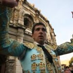 Javier Castaño sale, en imagen de archivo, por la Puerta de los Cónsules de Nimes