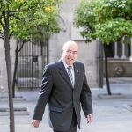 Desde su llegada a Salud, el conseller Ruiz defiende la reordenación del sistema