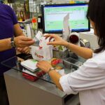 Efectivos de la Guardia Civil arrestaron a tres hombre con problemas de adicción a las drogas por falsificar recetas para conseguir ansiolíticos y tranquilizantes en las farmacias de la Región
