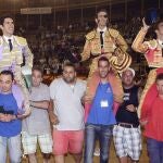 Talavante, Padilla y El Fandi se repartieron seis orejas y salieron a hombros del coso alicantino