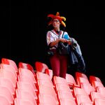 Una aficionada en el estadio de Valenciennes, donde se disputaba el Alemania-España