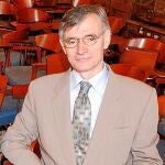 Anton Costas es catedrático de Economía de la UB