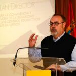 El consejero de Educación de la Junta, Fernando Rey, durante la presentación del Plan Director para Convivencia y Mejora de la Seguridad en los Centros Educativos