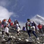 El Departamento de Turismo ha emitido 378 permisos de escaladas esta temporada, un récord histórico desde la primera ascensión exitosa al Everest en 1953 / Foto: Archivo