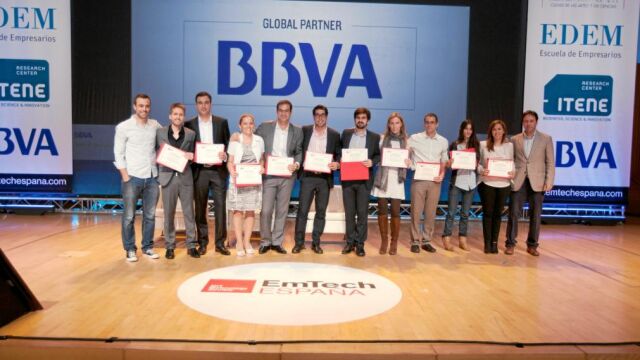 Imagen de los innovadores que ganaron el premio T35 del MIT
