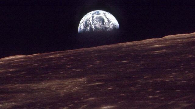 La Tierra vista desde la Luna