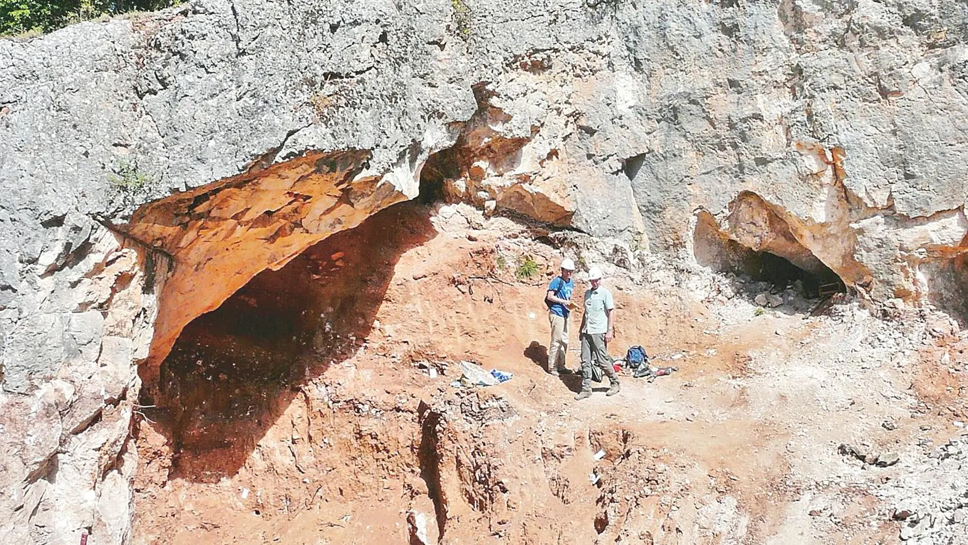 Entrada de la llamada Cueva Fantasma, que puede aportar importantes conocimientos sobre nuestros antepasados
